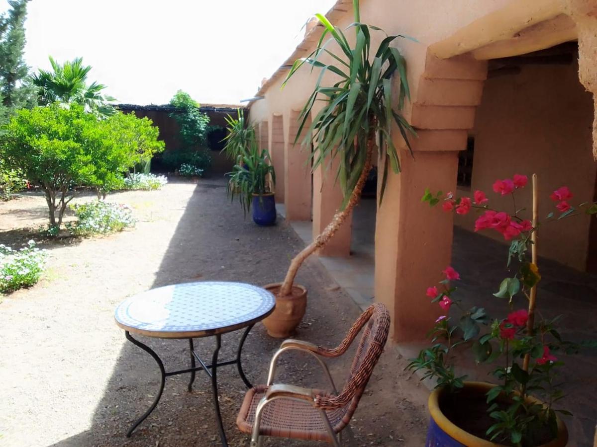 Auberge Bassou Nkob Exterior photo